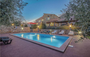 Nice Home In Pavicini With Outdoor Swimming Pool